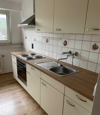 Gepflegte 2-Zimmer-Dachgeschosswohnung mit Einbauküche in Leutesdorf