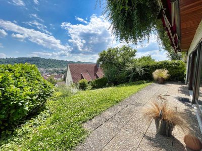 Geräumige 2-Zimmer-Wohnung mit herrlichem Ausblick in Remshalden!