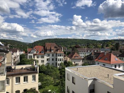 Renovierte 4-Zimmer-Wohnung im Rodgebiet mit Balkon und Traumblick