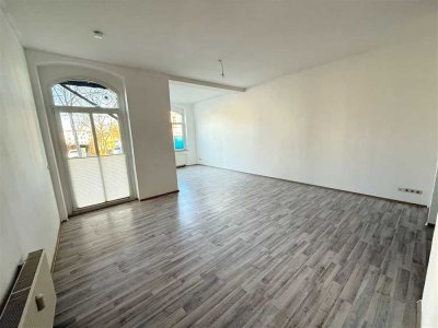 Helle & geräumige 4-Zimmer-Wohnung im EG