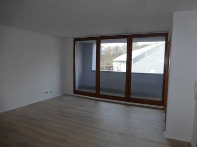 Hochwertige 4-Raum Wohnung mit Balkon und Tiefgarage in Lichtenstein