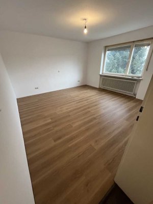 Freundliche 2-Zimmer-Wohnung mit Balkon und Einbauküche in Neugablonz / Kaufbeuren