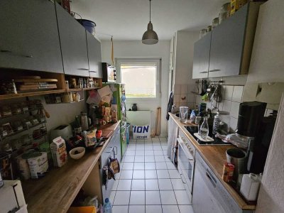 Geschmackvolle, gepflegte 3-Zimmer-Wohnung mit Balkon in Köln Bilderstöckchen