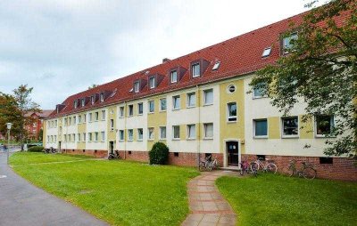 Wer will mich!? Gemütliche 2-Zimmer-Dachgeschosswohnung in Stadtlage