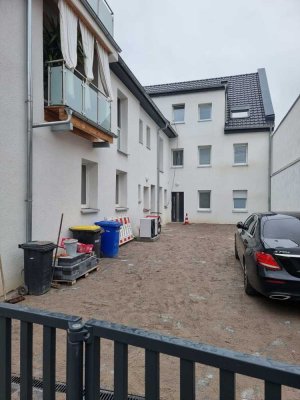 !!NEUBAU ERSTBEZUG!! SCHICKE, HOCHWERTIGE ETW IN ZENTRUMSLAGE!