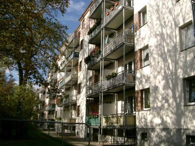 Schöne 2 Raum mit Balkon + EBK in Leipzig-Mockau