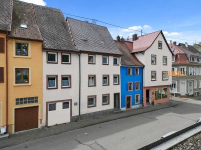 IMMORath.de - Charmantes Mehrfamilienhaus mit zwei Terrassen