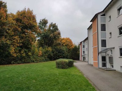 Freundliche 2-Zimmer-Hochparterre-Wohnung mit Balkon in Burgkirchen an der Alz