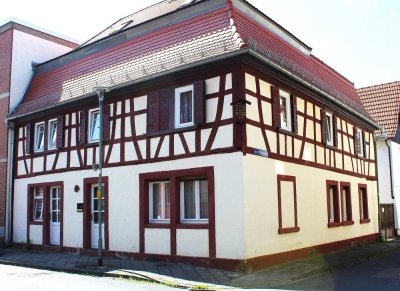 Von Privat, Provisionsfrei - Einfamilienhaus in der Altstadt von Bürgel