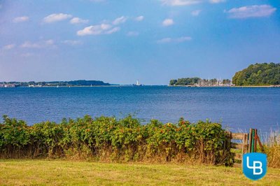 Ein Traum wird wahr: Einfamilienhaus mit atemberaubendem Grundstück direkt an der Kieler Förde