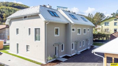 Erstbezugs Architekten-Reihenhäuser im Helenental (Inkl. Gemeinschaftspool)