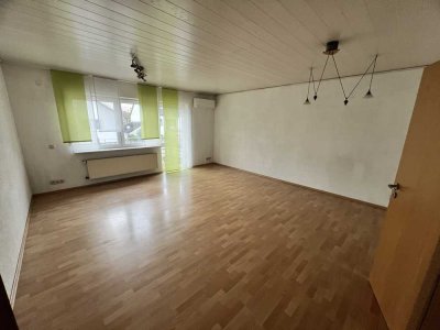 Attraktive 4-Zimmer-Wohnung mit gehobener Innenausstattung mit Einbauküche in Rülzheim