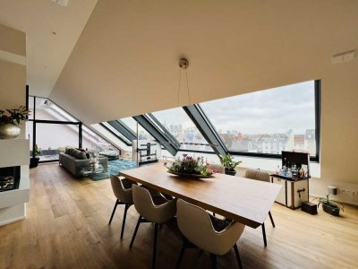 Spektakuläre Penthouse-Maisonettewohnung mit sensationellem Skylineblick & Aufzug