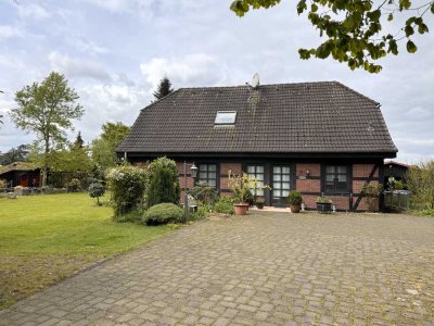 Idyllische, altersgerecht eingerichtete Landhaus, kurz vor der niederländischen Grenze, Rees-Haffen.