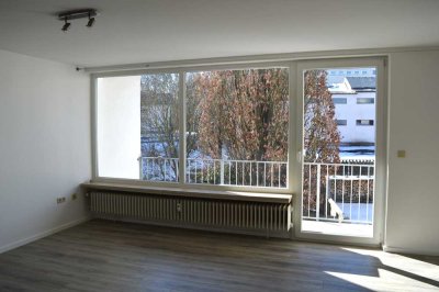 2 Zimmer Wohnung mit Balkon