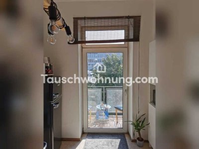 Tauschwohnung: 2 Zimmer + Wohnküche Altbau mit hohen Decken und Parkett