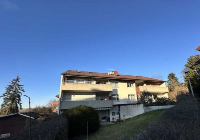 Lichtdurchflutete 4,5-Zimmer-Wohnung mit Balkon in begehrter Lage in Korntal-Münchingen