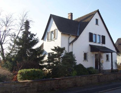 Freiraum, Charme und Weitblick - Einfamilienhaus in Siegburg