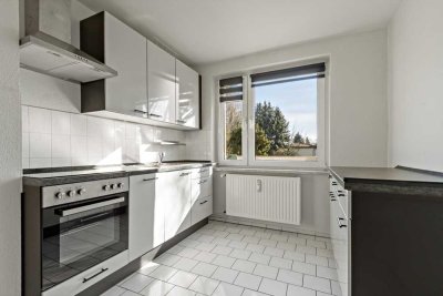 Charmante 2-Raum-Wohnung mit moderner Einbauküche und Grünblick am Stadtrand