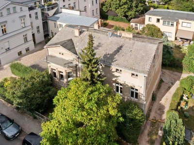 Denkmalgeschützte sanierungsbedürftige Villa in der Potsdamer Innenstadt