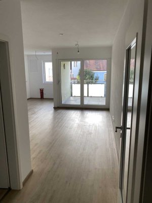 Exklusive 2-Raum-Wohnung mit gehobener Innenausstattung mit Balkon in Pfeffenhausen