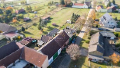 Viel Platz für Bastler: Historisches Landhaus mit großem Hof und Garten ���