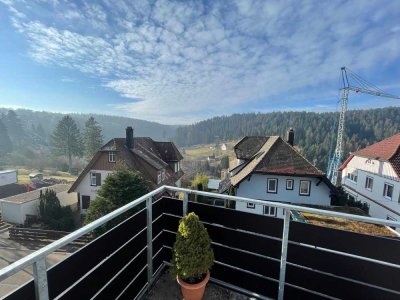 Helle und großzügige 3,5-Zimmer-Wohnung mit  Balkon in der Nähe des Stadtzentrums von Freudenstadt