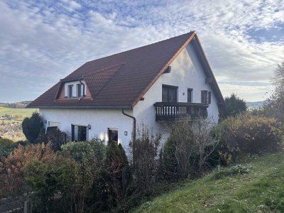 modernes Einfamilienhaus mit großer Einliegerwohnung in bester Wohnlage mit herrlichem Ausblick