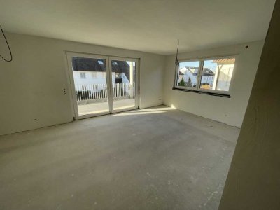 (Preis Warmmiete) Exklusive 4-Zimmer-Wohnung Neubau mit Balkon & EBK, Esslingen / weitere Whg. a.Anf