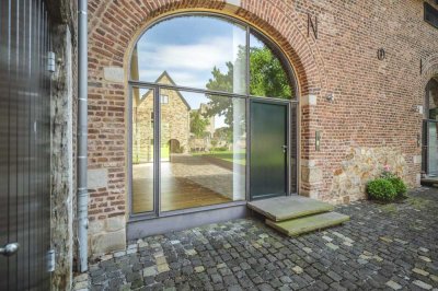 Traumhaftes Wohnen auf einem alten historischen Doppel-Vierkanthof in Aachen-Horbach