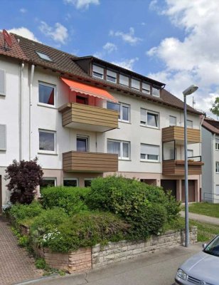 Gemütliche 3- Zimmer Wohnung mit Balkon und Blick auf die Felder.