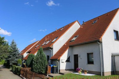 Reihenendhaus mit kleinem Garten und Garage  "reserviert"