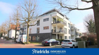 Neuwertige Komfort-Obergeschosswohnung mit überdachtem Balkon u. Garage in Bad Zwischenahn/Zentrum