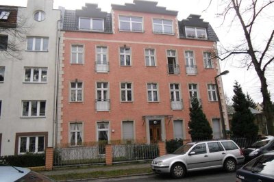 HAUSTIERE WILLKOMMEN! Erstbezug nach Sanierung. Helle 3 Zi EG Whg 70qm,mit Terrasse