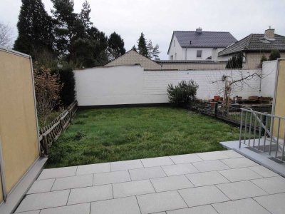 PULHEIM-MITTE/kinderfreundliche Ruhiglage: Einfamilien-Reihenmittelhaus m. kleinem Garten und Garage