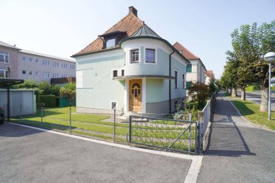 Fürstenfeld: Hübsches Stadthaus mit kleinem Garten in zentraler Lage