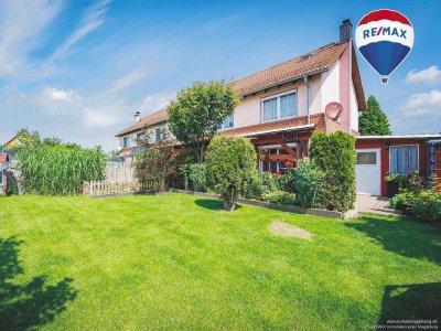 Ein Zuhause zum Verlieben: Großzügiges Reiheneckhaus mit Garten und Terrasse