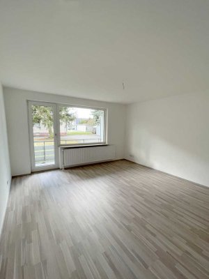 2 Zimmer Erdgeschoss Wohnung mit Balkon