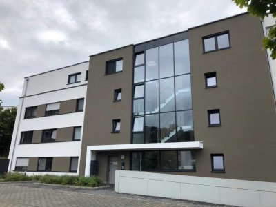 In top Lage zum Marburger Bahnhof: Moderne, helle und großzügige 1 Zimmer-Wohnung mit Balkon, Alt...