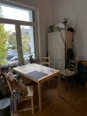 Neuwertige Wohnung mit Einbauküche in Aschaffenburg