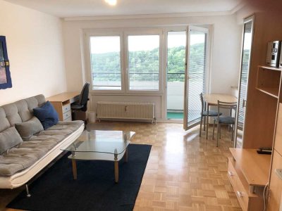 Möblierte  1-Zimmer-Wohnung mit Balkon und EBK in Botnang