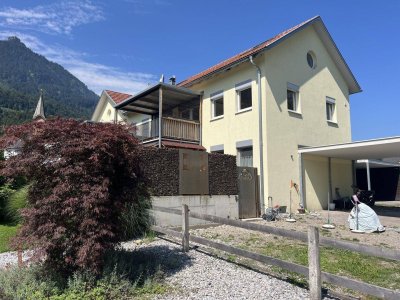 Maisonette Wohnung mit ca. 152 m² mit Balkon und Carport