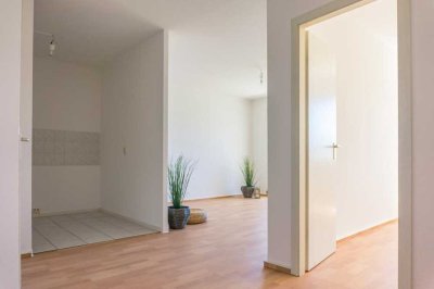 3-Raum-Wohnung mit offenem Wohn-/Essbereich und Balkon