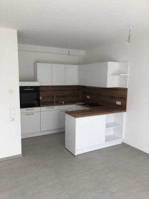 Neuwertige 2-Zimmer-Wohnung in Aschaffenburg/Leider