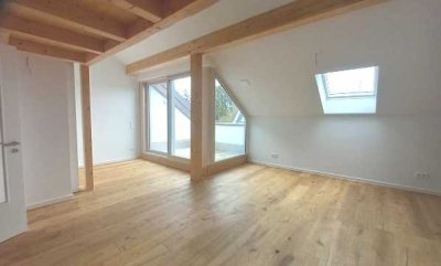 living smart - Exklusive Maisonette-Wohnung mit 2,5 Zimmern und Dachterrasse