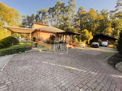 Majestätisches - 4.900 m² traumhaftes GST - Bungalow inkl. Pool, Sauna, Carport & Gästehaus am See !