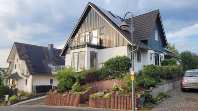 Endlich zu Hause ! Von privat - Burgblick, Naturschutzgebiet, Solar, tolle Nachbarn und viel Platz !