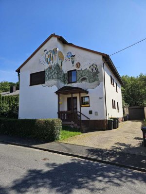 Schönes 2 Familienhaus in toller unverbaubarer Waldrandlage!