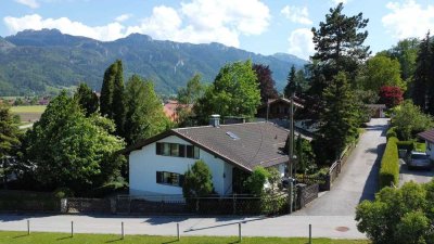 Grund im grünen Aschau/Chiemgau m. Bergblick u. Bestandsgeb.