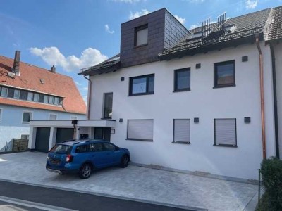 Stilvolle 3-Zimmer-Wohnung mit gehobener Innenausstattung mit Balkon und Einbauküche in Ochsenfurt